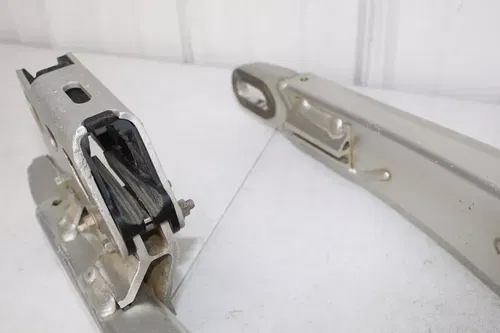2006 - 2008 Yamaha YZ250F Swingarm 2S2-22110-70-00 Swing Arm YZ 250 F 450 7/10