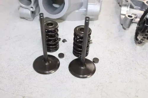 2019 - 2023 Kawasaki KX450 Cylinder Head Cams Valves Springs KX450 KX 450 22/2
