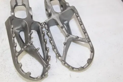 2016 - 2022 KTM 350 SXF OEM Foot Peg Set Pegs 125 - 450 Husqvarna Gas Gas 18/2