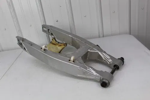 1989 Yamaha YZ125 Swingarm 3JD-22110-00-00 Swing Arm YZ 125 89/3