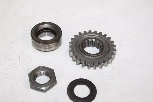 1985 1986 Yamaha YZ250 Primary Drive Gear 24Y-16110-00-00 nut washer YZ 250 86/3