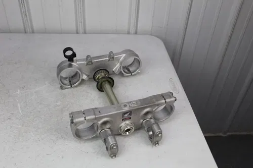 2021 - 2024 Honda CRF450R OEM Triple Clamps CRF250R 2022 - 2024 CRF 250 450 23/2