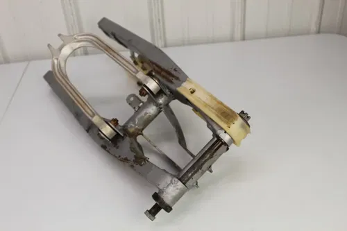 1983 Suzuki RM80 OEM Swingarm assembly 61000-20902-08C Swing Arm RM 80
