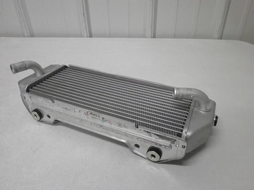 NEW 2016 - 2023 Kawasaki KX450 OEM Left Radiator 39061-0709 KX 450