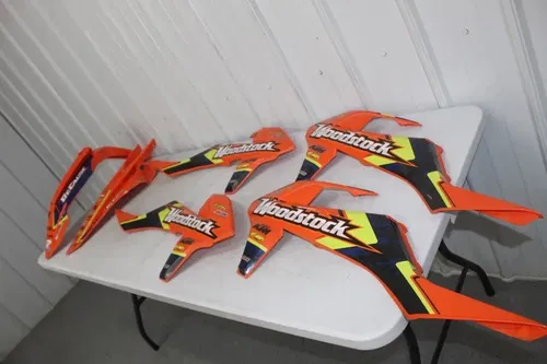2016 - 2018 KTM 350 SXF Plastic Fenders Shrouds 125 - 450 XCF 18/2 Woodstock