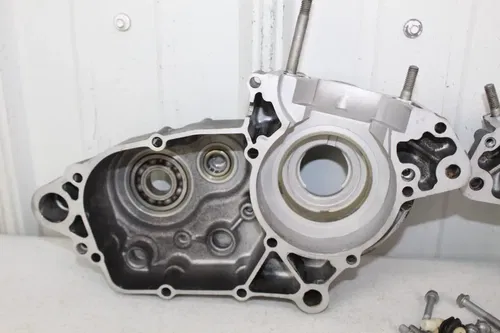 1984 Kawasaki KX125 Engine Motor Crankcase Set 14001-5160 case cases KX 125 84/4