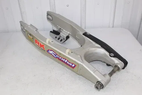 1984 Kawasaki KX125 OEM Swingarm 33001-1209 Swing Arm KX 125 84/4