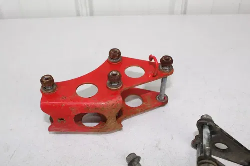 1984 - 1994 Yamaha XT350 Engine Mount bracket 30X-21316-00-FH Bolts XT 250 350