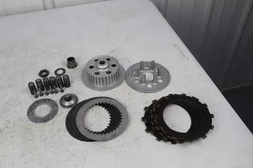 1982 - 1984 Kawasaki KX125 OEM Clutch Hub Plates Springs Pusher KX 125 84/4