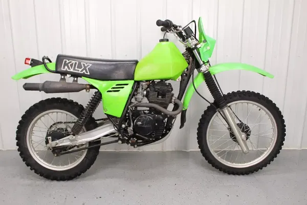 1979 Kawasaki KLX250 Motor Engine with Stator assembly KLX 1979 Kawasaki KLX250 Motor Engine with Stator assembly KLX