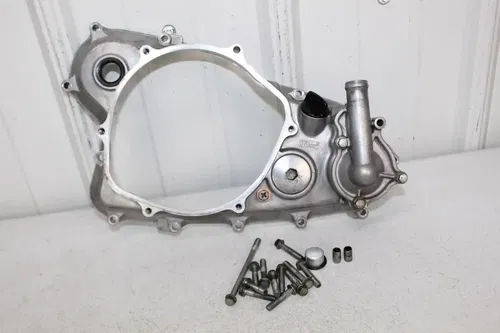 2002 - 2005 Honda CRF450R OEM Inner Clutch Cover CRF450 CRF 450 2/10