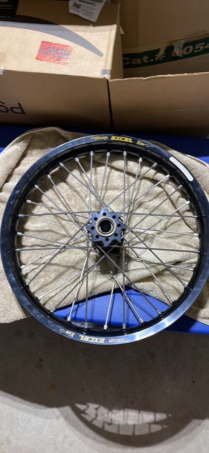 Excel Takasago Universal Wheel