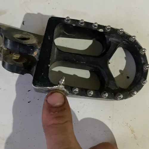 Torc 1 Racing Footpegs(For 2011 KX450F)