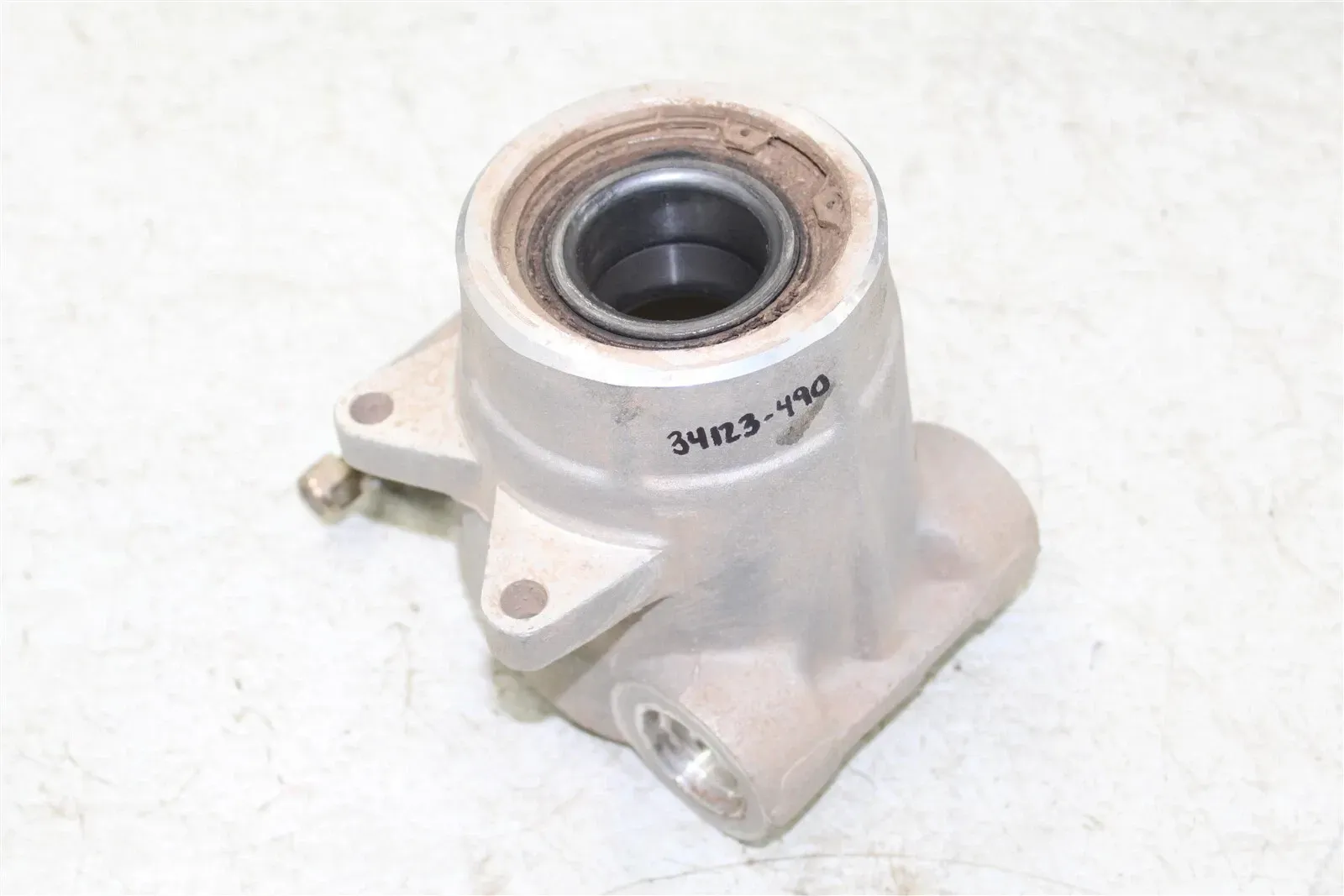 2015 Polaris Sportsman ETX 325 Rear Knuckle Control Arm Mount Left Right