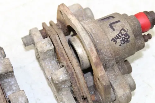 2005 Polaris Predator 500 Front Brake Calipers Set Left Right