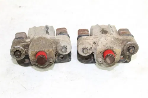 2004 Arctic Cat 650 V2 4x4 Front Brake Calipers Set Left Right