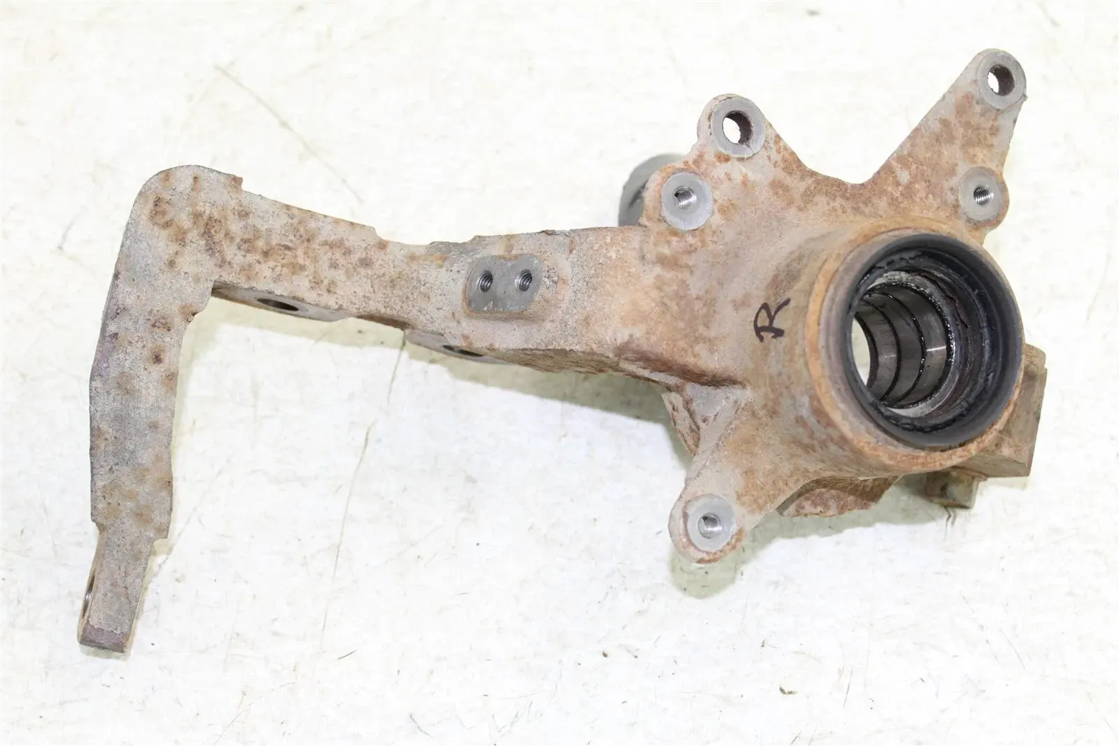 2000 Yamaha Grizzly 600 4x4 Front Right Knuckle Control Arm Mount