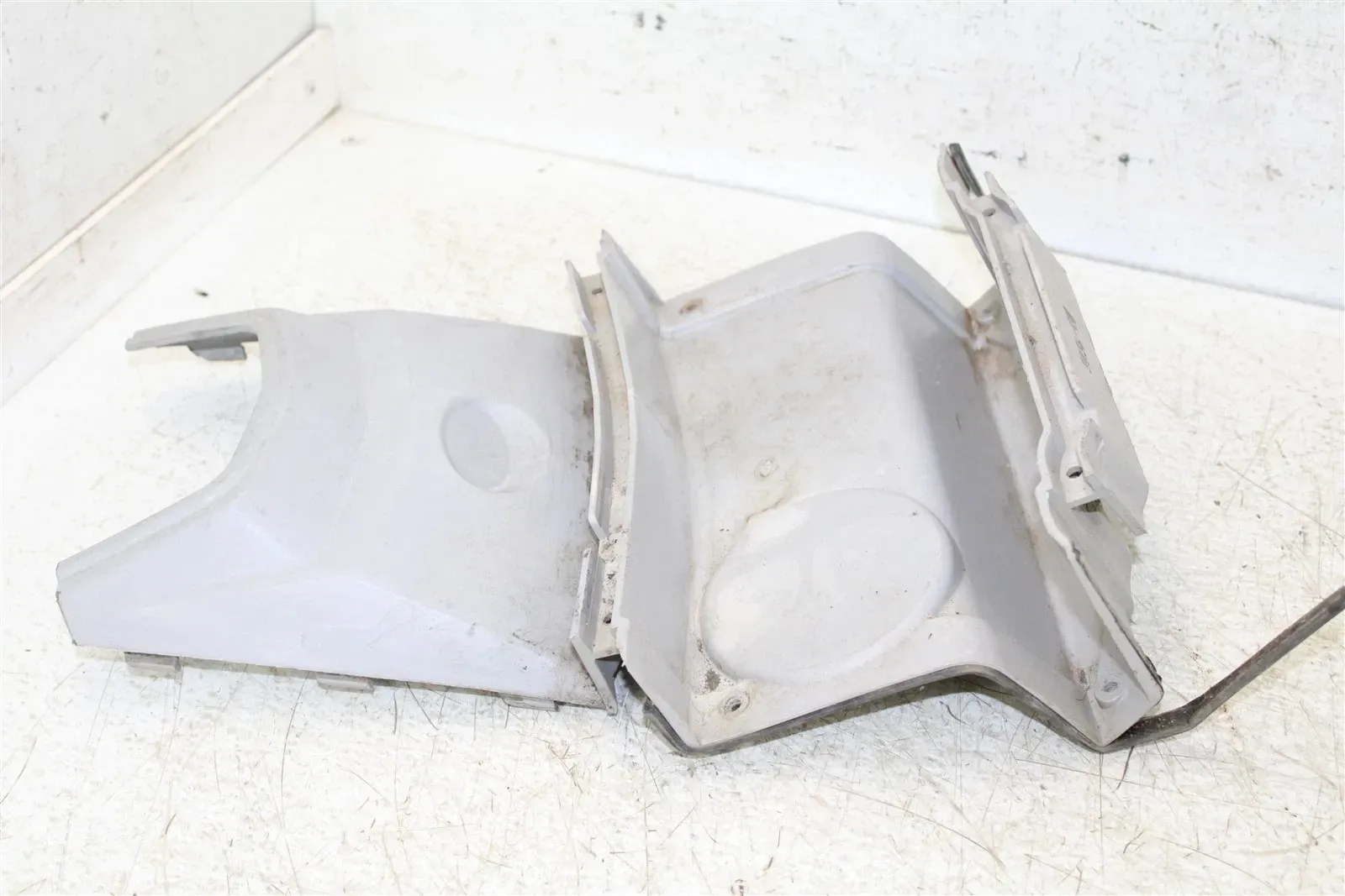 2019 Polaris Sportsman 450 Utility Front Hood Plastic Fender Ghost Gray