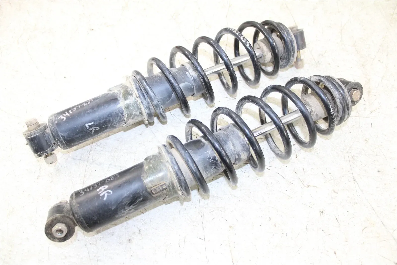2014 Polaris Sportsman 570 4x4 Rear Shocks Spring Absorber Left Right