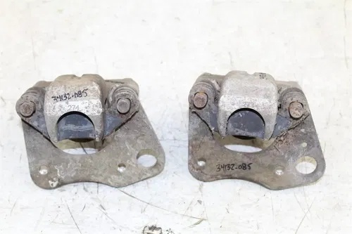 2010 Polaris Trail Boss 330 Front Brake Calipers Set Left Right