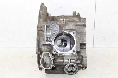 2004 Arctic Cat 650 V2 4x4 Engine Cases Crankcase Left Right
