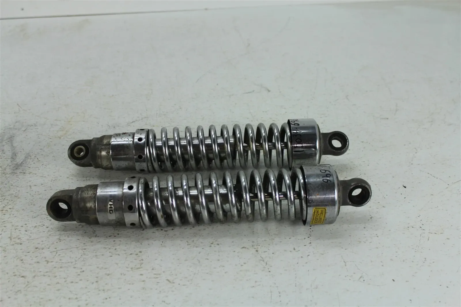1984 Honda Shadow 500 VT500C Rear Shocks Spring Absorber