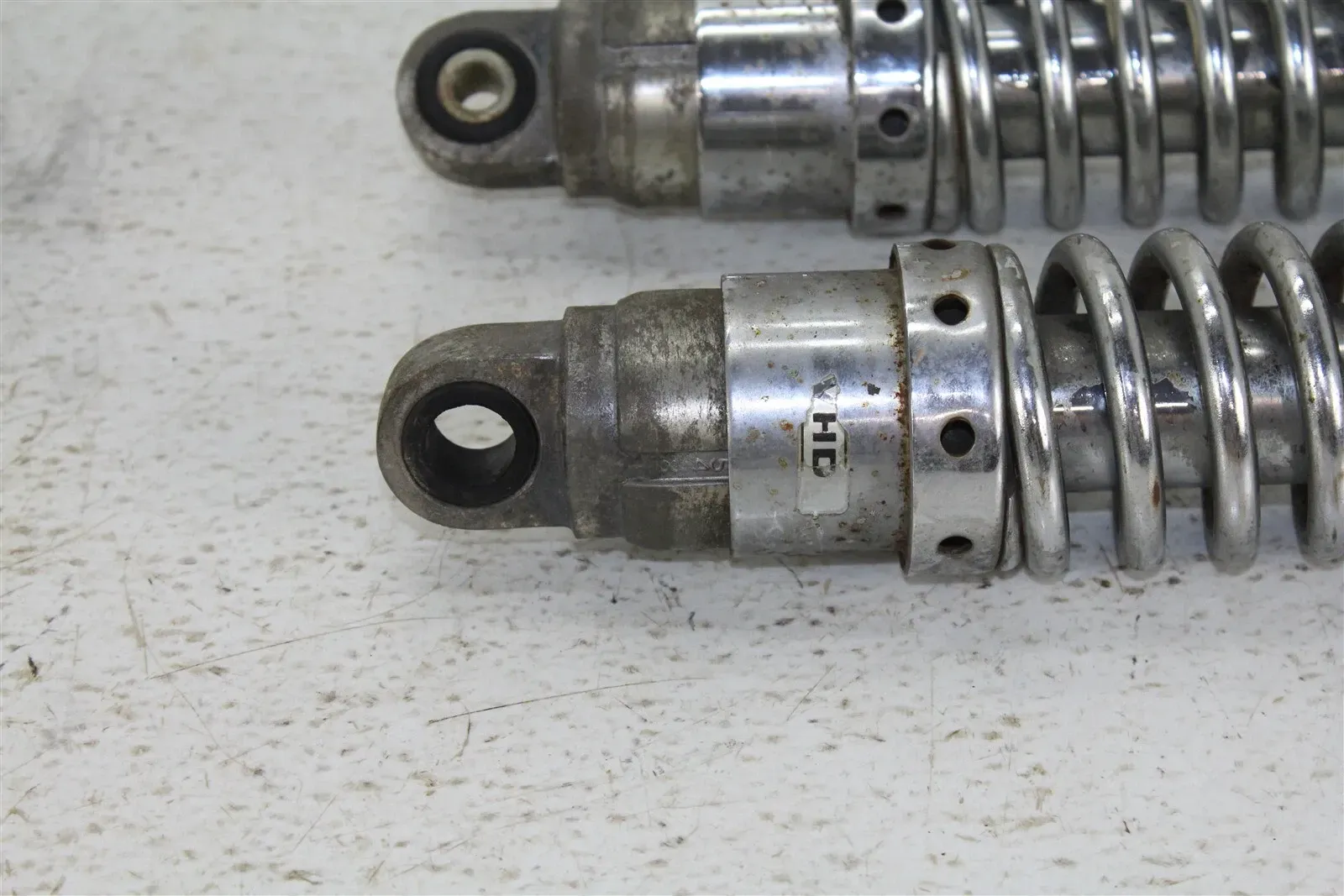 1984 Honda Shadow 500 VT500C Rear Shocks Spring Absorber