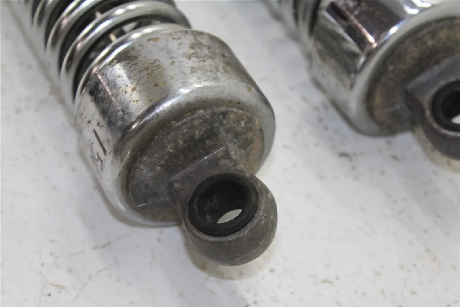 1984 Honda Shadow 500 VT500C Rear Shocks Spring Absorber