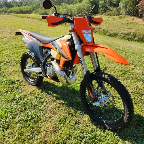 KTM300exc 2021年式  PROサスリア新品 2021 KTM ENDUROS REVEALED | Rust Sports