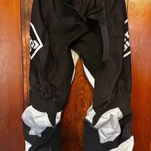 Moto Loko Jersey and Pants
