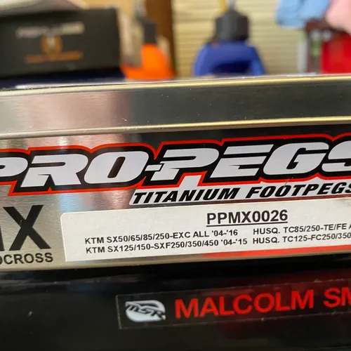 Titanium Pro Pegs KTM/Husqvarna 