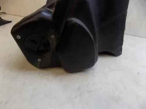 Kawasaki KX500 Airbox w/ Filter   KX 500 2002
