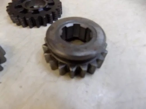 Honda CR500 Transmission Gears (3)    CR 500 1989-2001