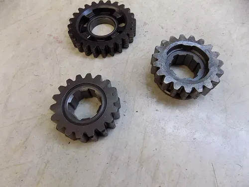 Honda CR500 Transmission Gears (3)    CR 500 1989-2001