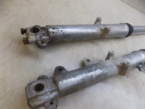 Yamaha RD350 Front Forks   RD 350 1974