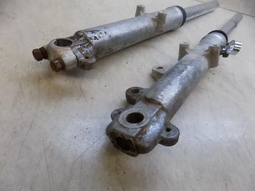 Yamaha RD350 Front Forks   RD 350 1974