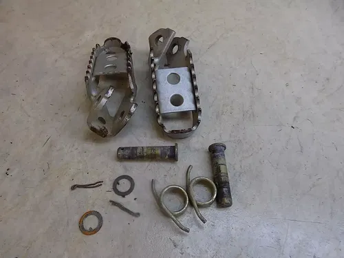 Husqvarna TE610  Footpegs Set  pegs TE 610 2008 low miles