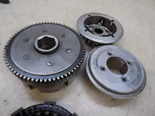 Honda ATC200X Clutch Assembly w/ kit basket / hub   atc 200x x 1985 eng#3