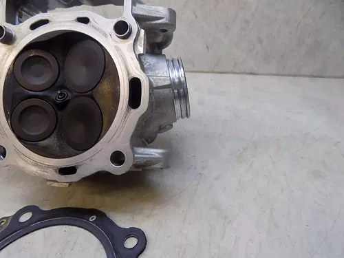 KTM 450XCF Engine Head w/ Valves / Timing chain   450 XCF 2022 low hours