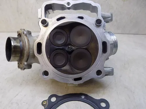KTM 450XCF Engine Head w/ Valves / Timing chain   450 XCF 2022 low hours