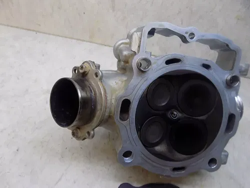 KTM 450XCF Engine Head w/ Valves / Timing chain   450 XCF 2022 low hours