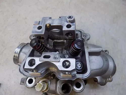 KTM 450XCF Engine Head w/ Valves / Timing chain   450 XCF 2022 low hours