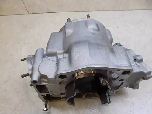 Suzuki LT500 Quadzilla  Cylinder Jug w/ Power valve    LT 500 R   1989 #2