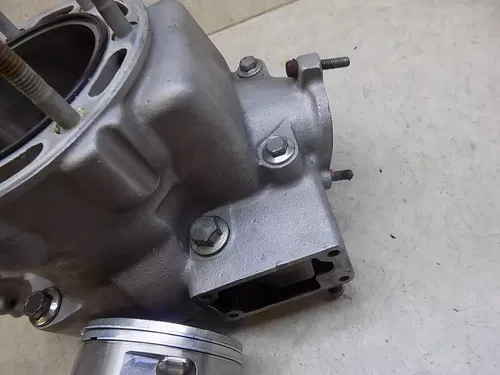 Suzuki LT500 Quadzilla  Cylinder Jug w/ Power valve    LT 500 R   1989 #2