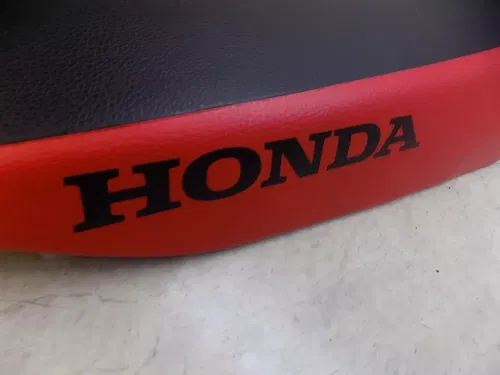 Honda XR400  Seat  Mint Condition  XR 400 2000 - 2004