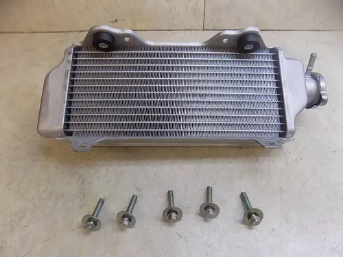 Yamaha YZ85 OEM Radiator     YZ 85 LW  2025 NEW