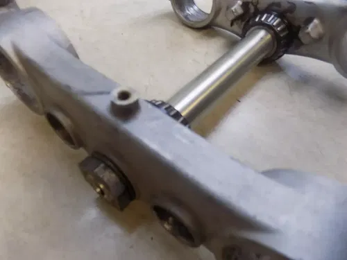 Kawasaki KX250 Triple Tree Clamp    KX 250 1992