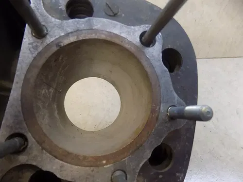 Yamaha TT500 Cylinder Jug Barrel    TT 500 1978