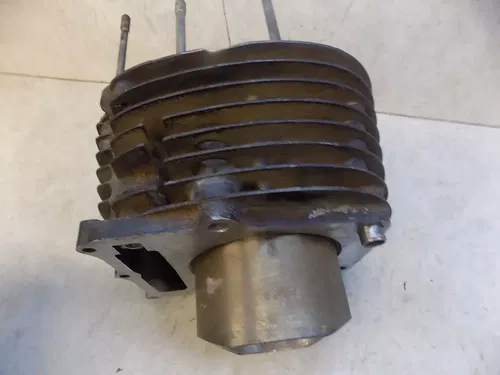 Yamaha TT500 Cylinder Jug Barrel    TT 500 1978