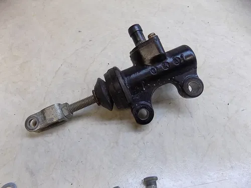 Honda ATC350X Rear Brake Cylinder   ATC 350x x 1985 low mile
